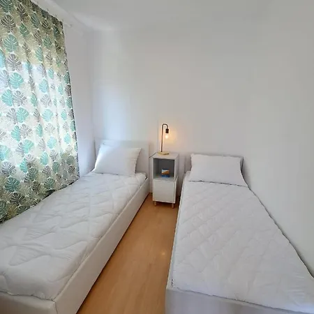 Porto Aparthotel *